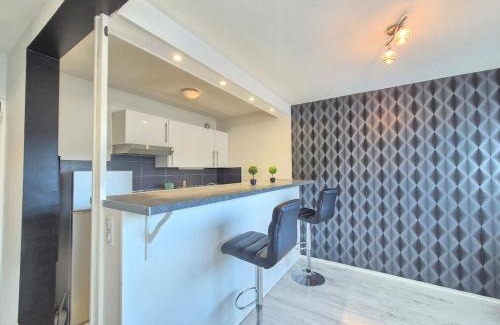 Montjuzet Apartment | Le Berthelot #Parking