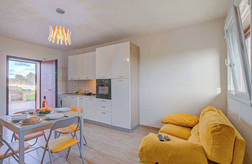 Manduria Apartment | Le Bianche Apt 2 with Garden near The Sea