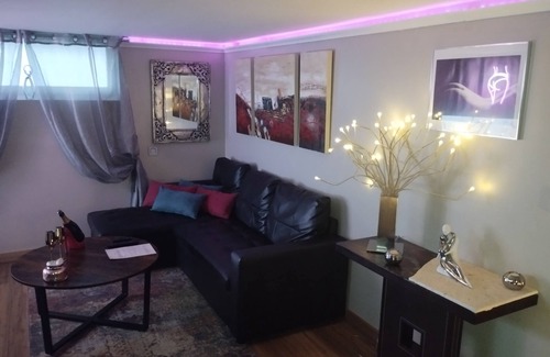 Cormelles-le-Royal Apartment | Le Boudoir de Cormelles