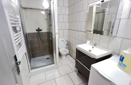 Val de Briey Apartment | Le Briotin Moderne Plein Pied Un-Séjour-à-Part