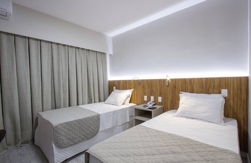 Gloria Hotel | Le Canard Joinville
