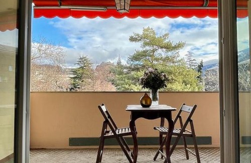 Sion Apartment | Le Castelview