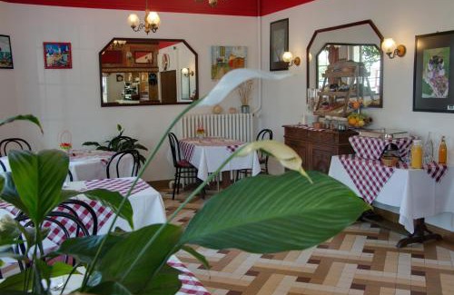 Vierzon Hotel | Le Chalet de la Foret Hôtel 3 étoiles et Restaurant