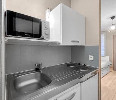La Fuye-Velpeau Apartment | LE CHARMEUR de la gare