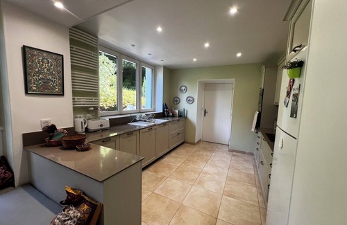 Parly House | Le Chesnoy magnificent house 17/20 pers private swimming pool, tennis court