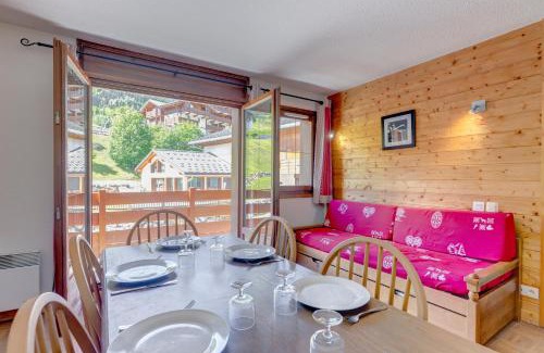 Flumet Apartment | Le Chevreuil - 3 chambres, terrasse, piscine