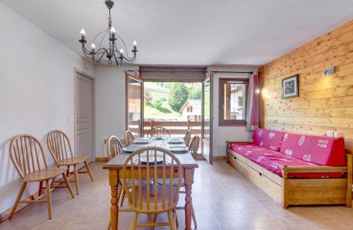 Flumet Apartment | Le Chevreuil - 3 chambres, terrasse, piscine