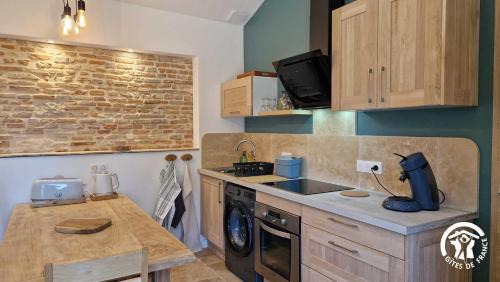 Gaillac House | Le chinchilla
