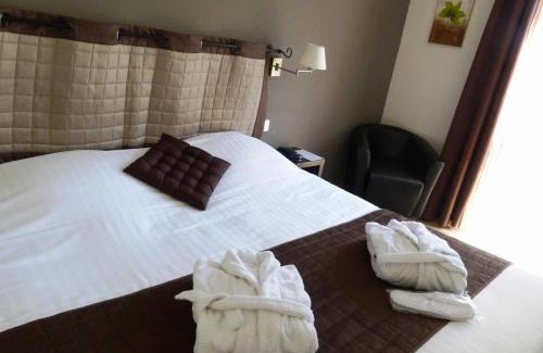 Castelnau-le-Lez Hotel | Le Clos De L'aube Rouge - Montpellier/Castelnau le Lez