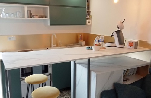 Saint-Aubin-Les-Elbeuf Condo | Le Clos des Feugrais - Calm & Comfort* (in French)