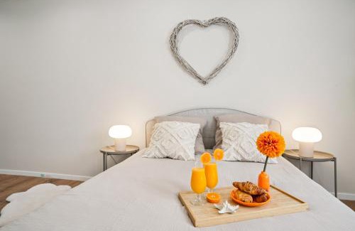 Perralliere Apartment | "LE COCON" Superbe T3, chic & cosy avec climatisation