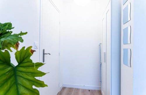 Peloux-Mail Apartment | Le coquet - Balcon - Proche gare - Parking
