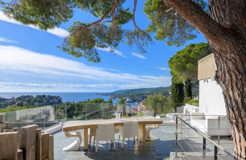 Cassis Villa | Le Corbusier: a luxurious villa with panoramic sea view