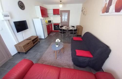 Saint-Yrieix-la-Perche Apartment | le cottage Arédien 1