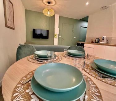 Anse Apartment | Le Coussin Lyonnais, T2 Cœur Ville