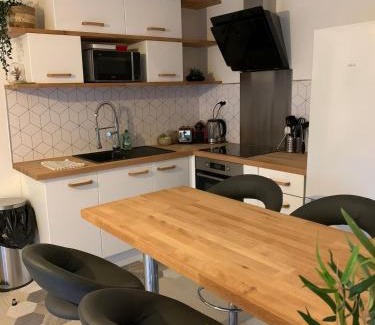Toulouse North Apartment | Le Cozen - 4p - Jardin & parking proche centre