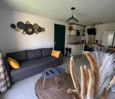 Toulouse North Apartment | Le Cozen - 4p - Jardin & parking proche centre