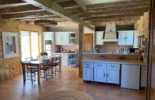 Sainte-Foy-de-Longas Cottage | Le Domaine de Camberoux La Petite Longère