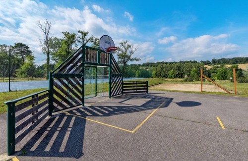 Barbaste Apartment | Le Domaine du Golf d'Albret by Interhome