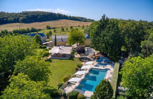 Jayac Cottage | LE FOURNIL Charming cottage with swimming pool