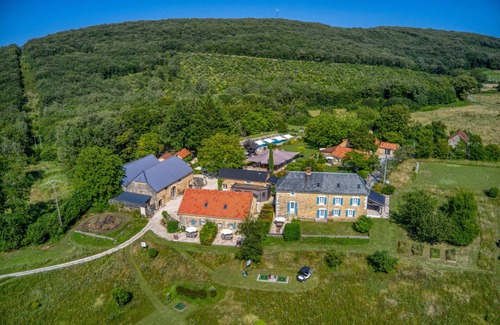 Jayac Cottage | LE FOURNIL Charming cottage with swimming pool