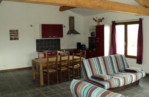Theziers House | Le Gîte du Clos Boisé