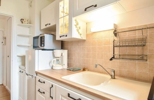 Blonville-sur-Mer Apartment | Le Garden Fleuri by Interhome