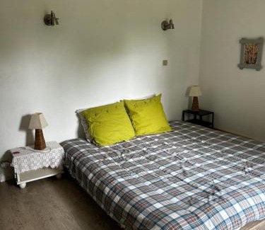 Vaumeilh Bed & Breakfast | Le Gast, Vaumeilh
