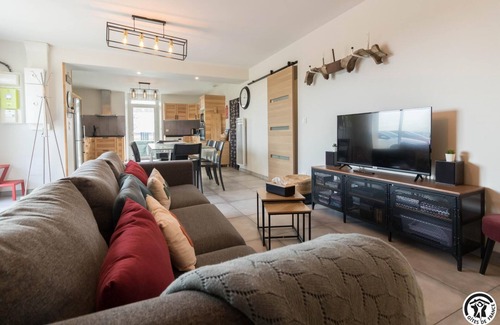 Merville House | Le Grand Limouzin - Merville