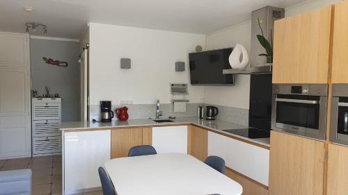 Greoux-les-Bains Apartment | Le Gryselis