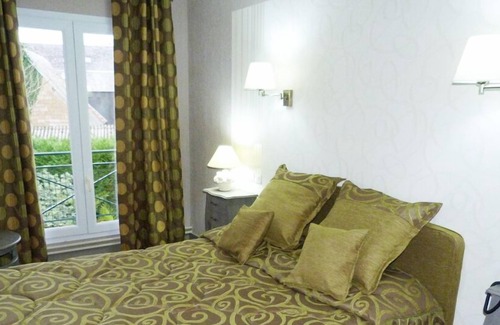 Saint-Quentin-sur-le-Homme Hotel | Le Gué du Holme
