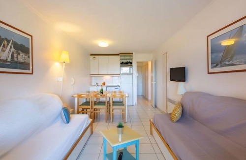 Cap Esterel Apartment | Le Hameau (K3 122) by Interhome