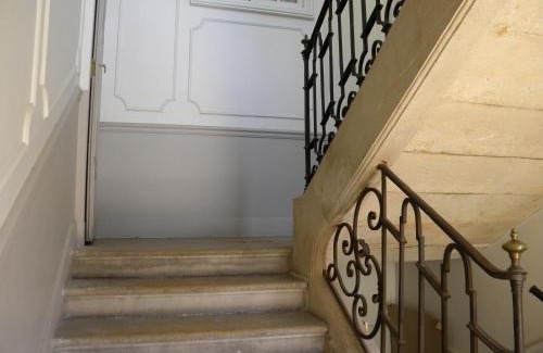 Beaune City Centre Apartment | Le jardin des chanceliers