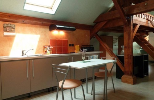 Le Creusot Apartment | Le Jardin Japonais - Creusot