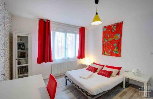 La Fuye-Velpeau Apartment | Le Jasmin/Proche Gare
