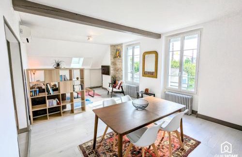 Fleury-les-Aubrais Apartment | Le Jules - Terrasse - Climatisation - Parking
