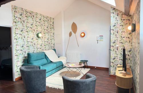 Champ-Capelet Apartment | Le Loft - Palm Strings tout confort 6personnes