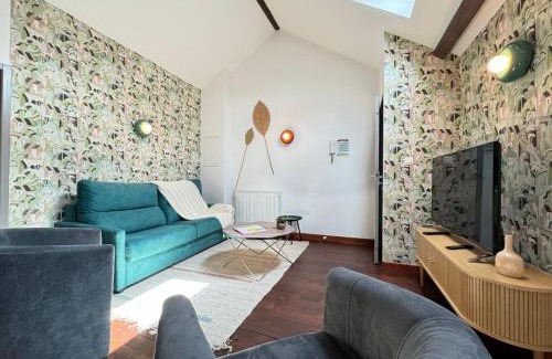 Champ-Capelet Apartment | Le Loft - Palm Strings tout confort 6personnes