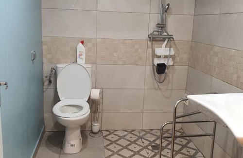 Etang Sale Les Bains Apartment | Le meublé des Fataques
