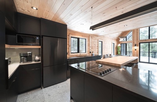 Amherst Ski Chalet | Le Mitik Kanata Tremblant 224