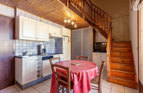 Albiez-le-Vieux House | LE MUSTANG 2 - ALBIEZ MONTROND
