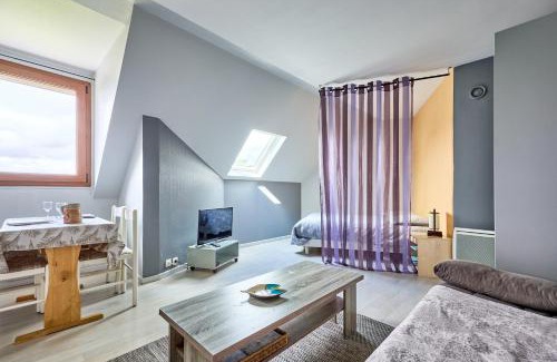 Saint-Regnobert-de-la-Cote-de-Nacre Apartment | Le Nid Marin - A 400m de la plage