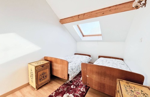 Saint-Bauzille-de-Putois Cabin | Le Pavillon des Années Folles