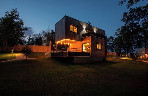 Sarlat-la-Caneda Cabin | Le Pech Eternel : Cabane SPA des Chênes