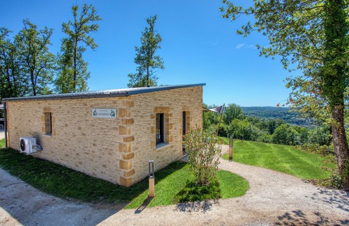 Sarlat-la-Caneda Ski Chalet | Le Pech Eternel: Cedars SPA Lodge