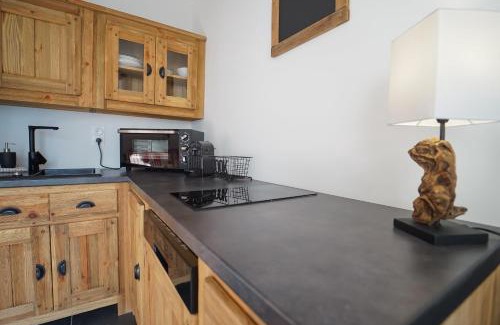 Chaparon Apartment | Le Petit Chalet - Cosy studio in Lathuile for 2 people