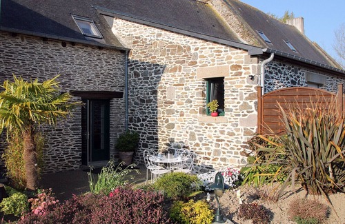 Saint-Meloir-des-Ondes Villa | Le Petit Porcon