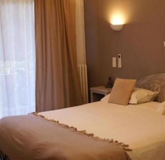 Les Angles Hotel | Le Petit Manoir Logis