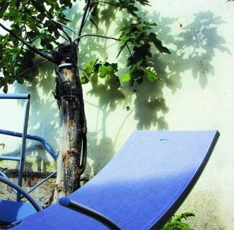 Autun Apartment | Le Petit St Lazare