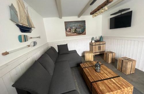 La Flotte House | Le Phare des Baleines
